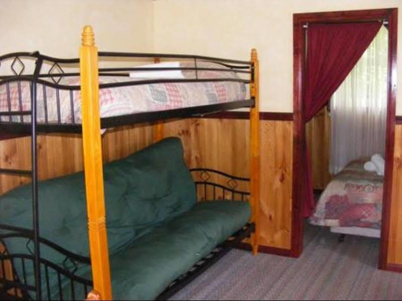 Cedar Lodge